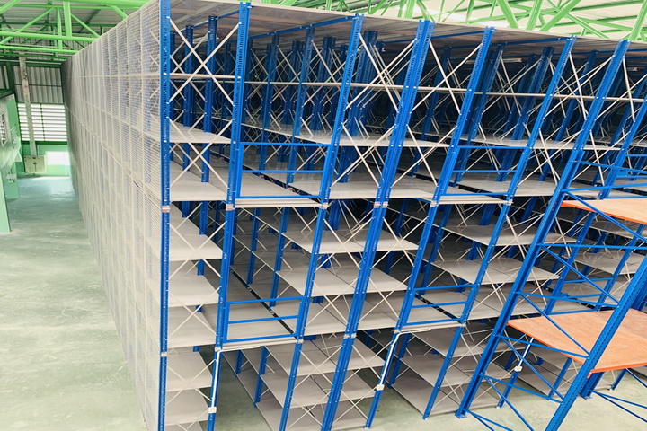 0072.jpg - Micro Rack Floor | https://installdesigns.com