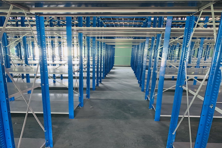 0102.jpg - Micro Rack Floor | https://installdesigns.com