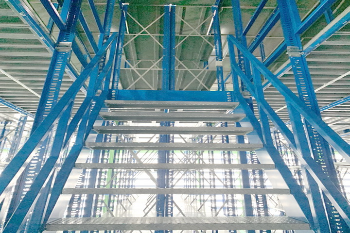 0132.jpg - Micro Rack Floor | https://installdesigns.com