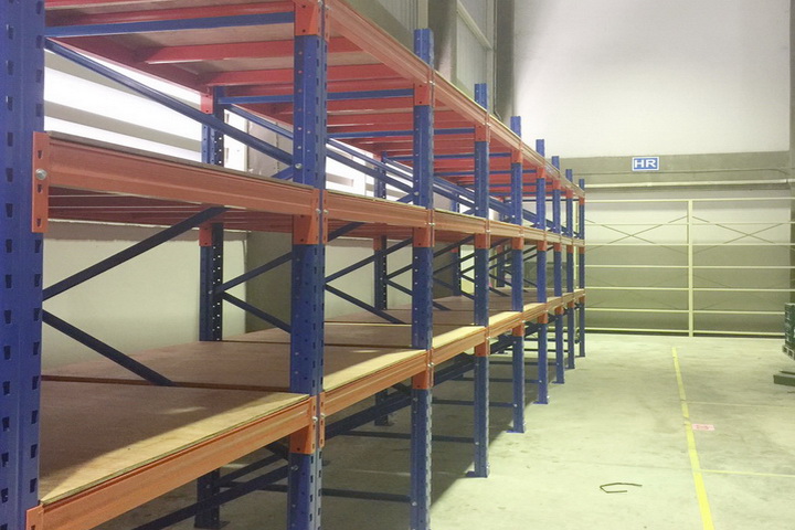 0156.jpg - Longspan Shelf | https://installdesigns.com