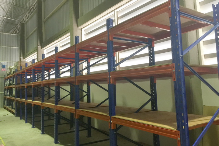 0166.jpg - Longspan Shelf | https://installdesigns.com