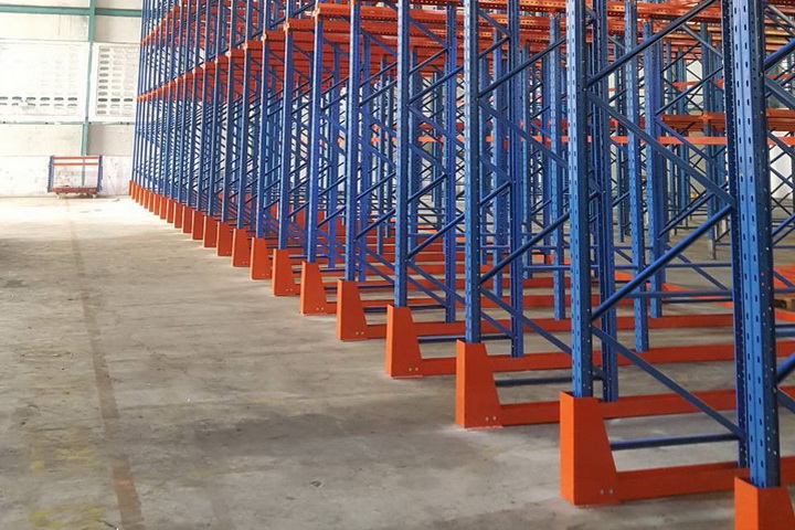 0077.jpg - Drive-in Rack | https://installdesigns.com