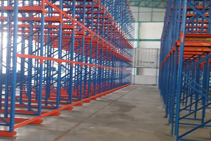 0087.jpg - Drive-in Rack | https://installdesigns.com