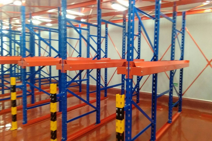 0157.jpg - Drive-in Rack | https://installdesigns.com