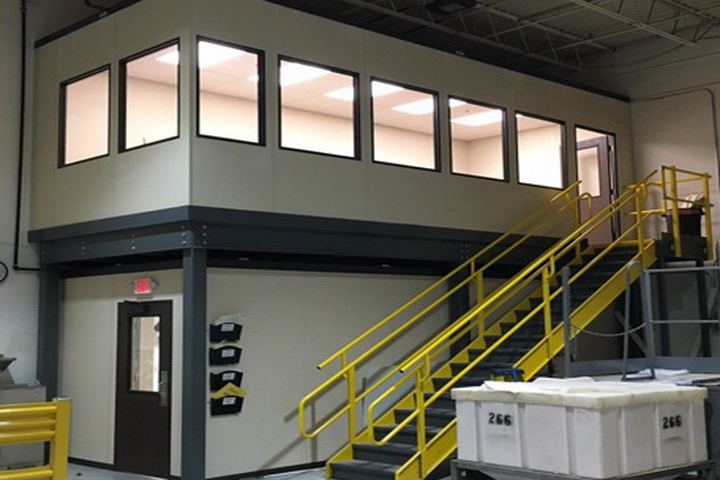 0099.jpg - Mezzanine Office | https://installdesigns.com