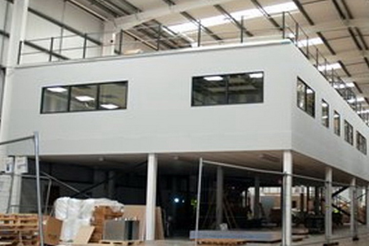 0139.jpg - Mezzanine Office | https://installdesigns.com