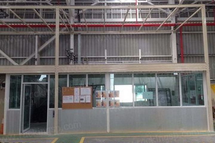 0169.jpg - Mezzanine Office | https://installdesigns.com