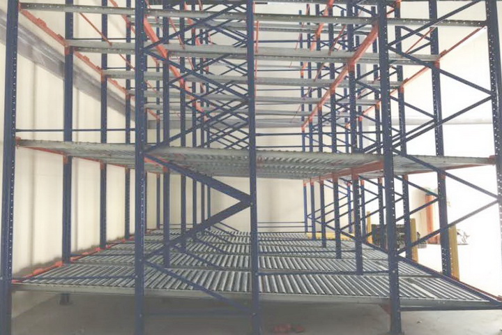 00912.jpg - Roller Rack | https://installdesigns.com