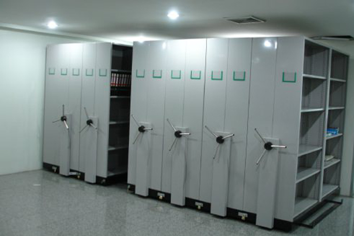 00715.jpg - Mobile Cabinet | https://installdesigns.com