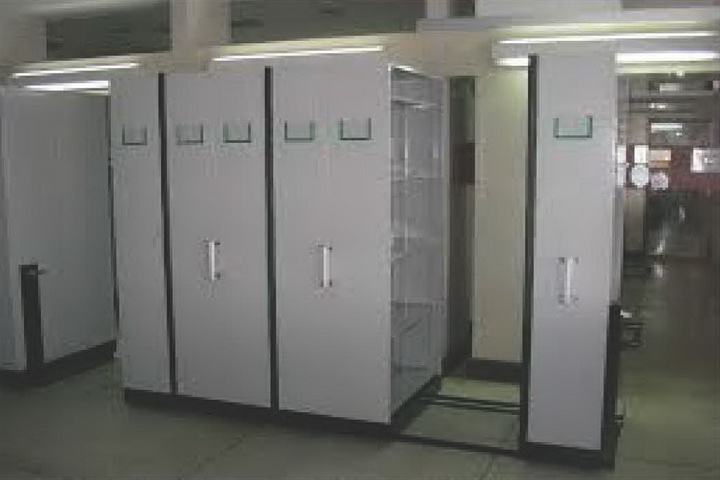 01715.jpg - Mobile Cabinet | https://installdesigns.com